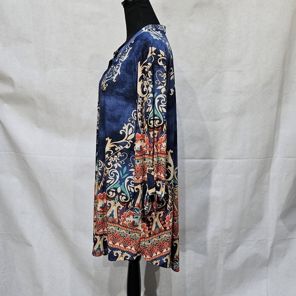 Floral Lightweight V-neck Denim Colored Tunic 94% Polyester 6% Spandex Sz 2XL - Picture 6 of 7